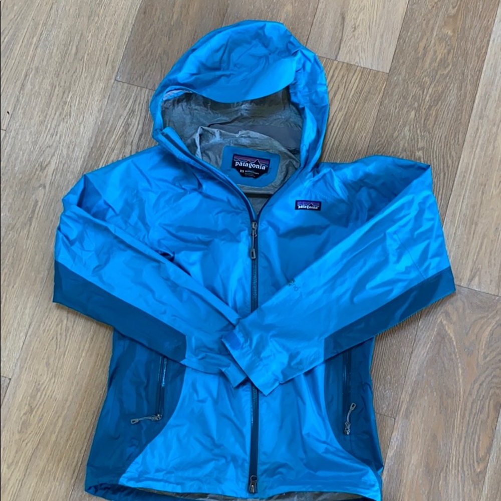 Women’s Patagonia Rainshadow Rainjacket (XS)